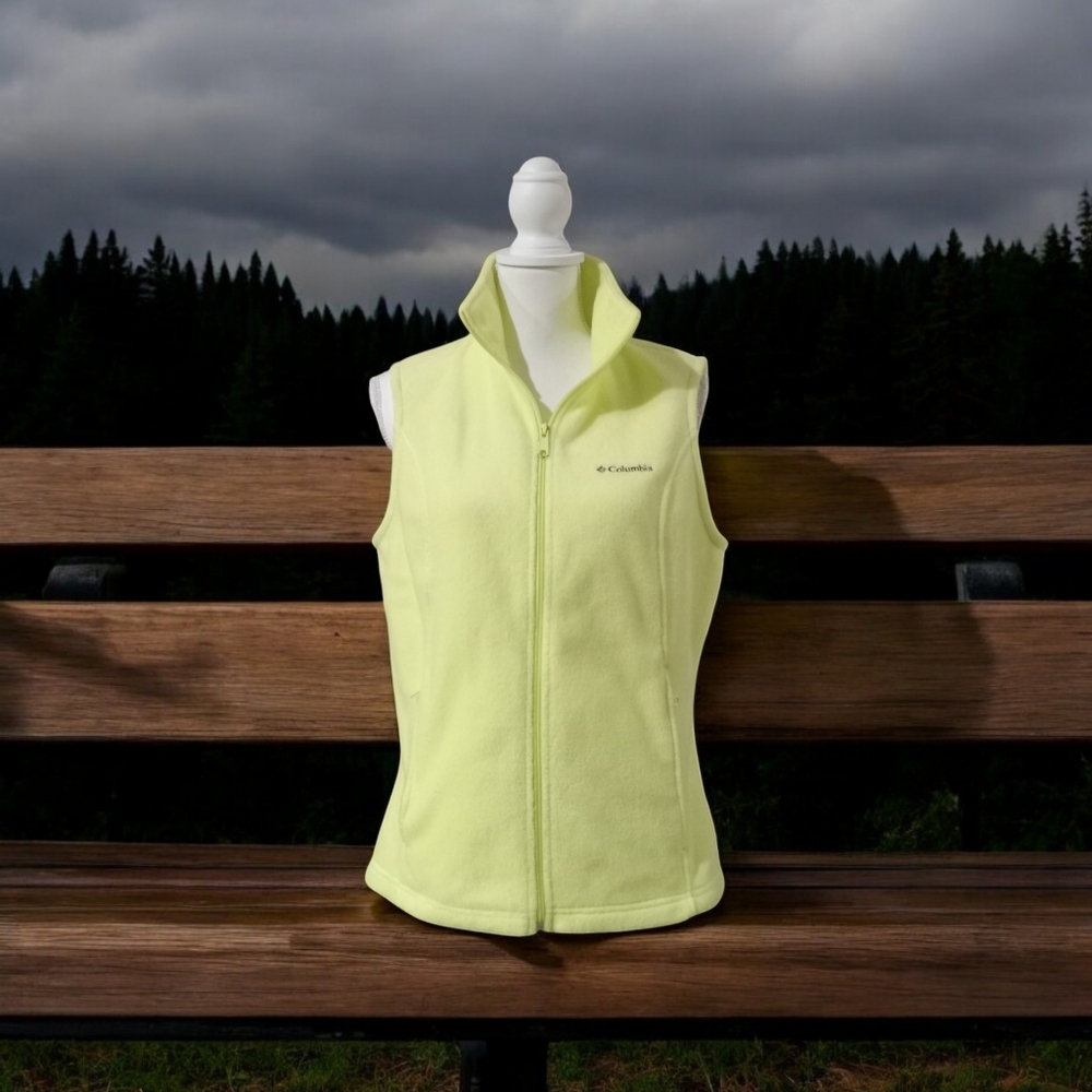 Columbia Women's Light Green Fleece Vest